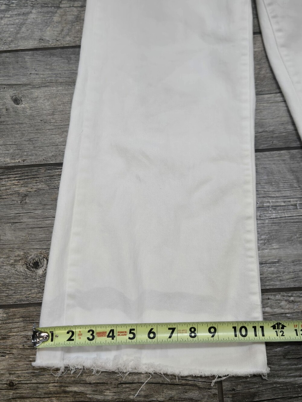 Anniewear White Wide Leg High-Rise Stretchy Jeans, Size Large - Picture 4 of 8